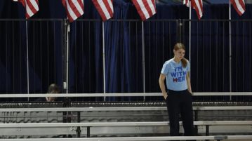 clinton-supporter-rafters-359x201.jpg