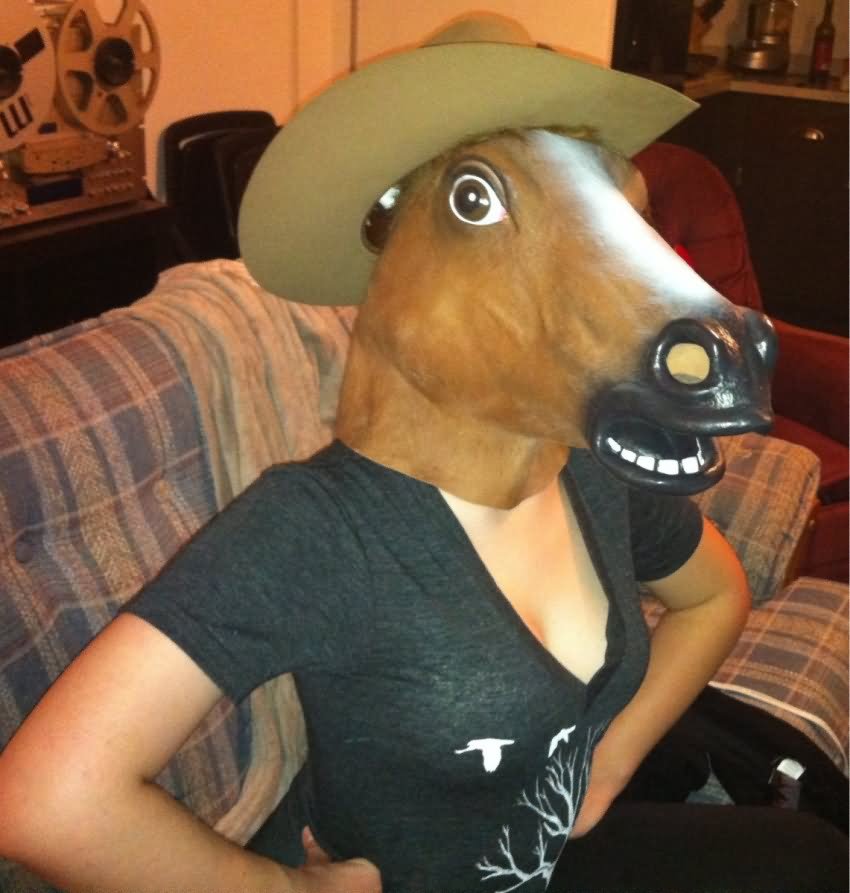 Girl-With-Horse-Face-Funny-Photo.jpg
